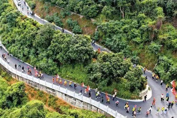 深圳海岸线自驾游路线_深圳海岸徒步路线_深圳海岸线徒步推荐