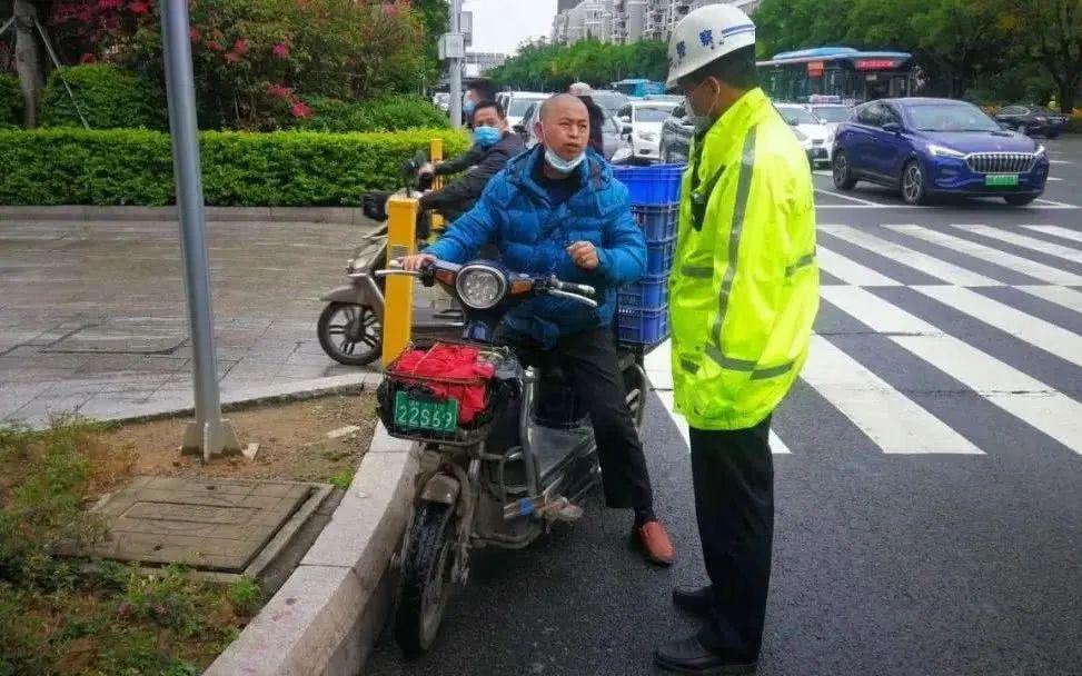 电动自行车车上路违法吗_电动自行车上路合法吗_自行车上路合法电动车怎么办