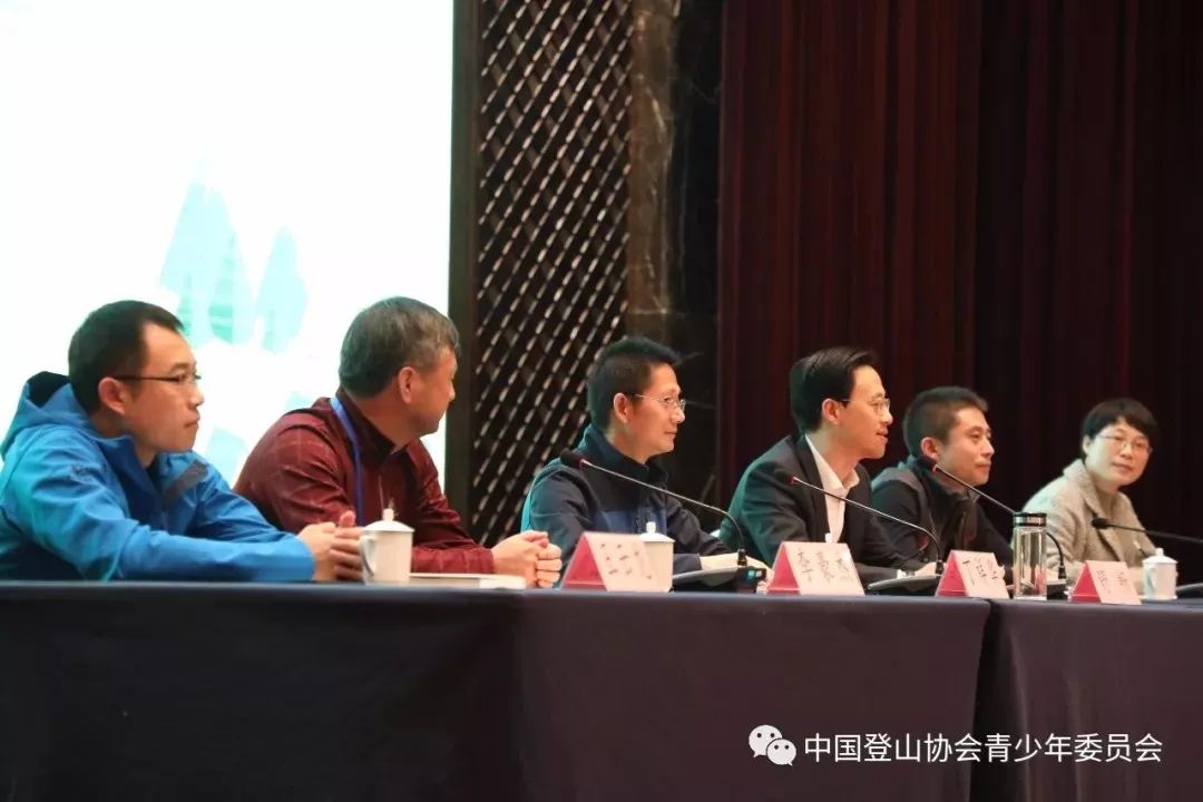 上海有哪些登山队_上海登山俱乐部_上海登山户外运动协会