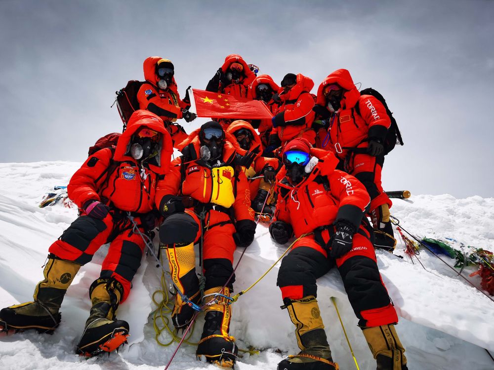 登山爱好者登顶_登山者爱好登顶吗_登山者爱好登顶怎么写