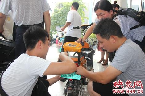 郑州卖自行车_荥阳哪里有卖自行车的_自行车卖荥阳有哪些地方