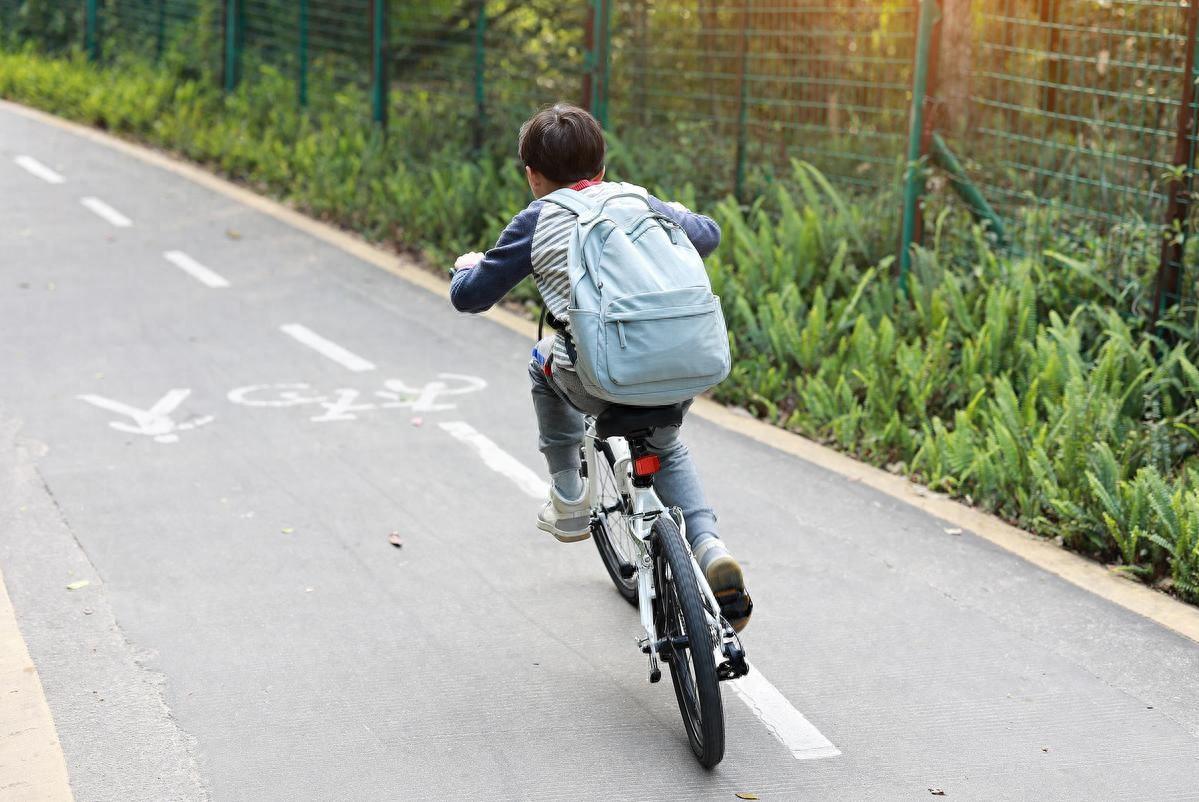 自行车上路敢骑吗_敢骑自行车上路吗_自行车上路敢骑吗现在